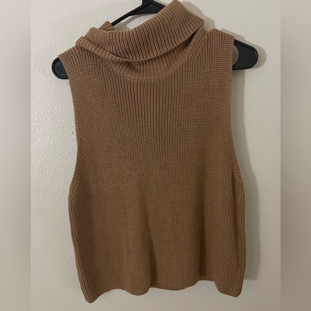 Sweater Vest